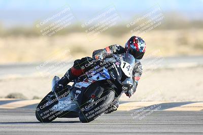 media/Dec-07-2025-CVMA (Sun) [[3e7d2de5dc]]/Race 10-Formula 40 Open/